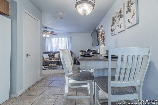 Image 11 of 27 For 3002 Aragon