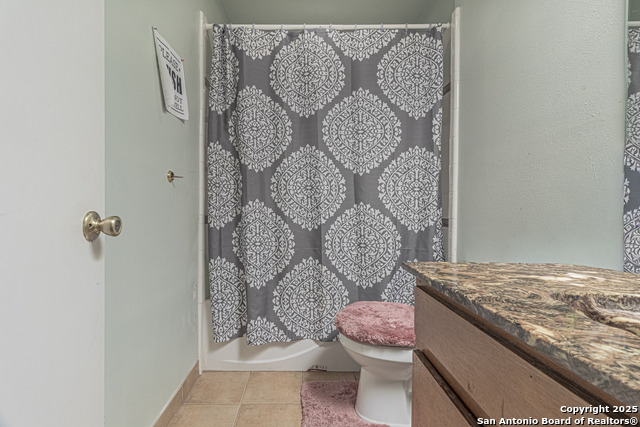 Image 23 of 27 For 3002 Aragon