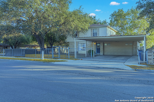 Image 3 of 27 For 3002 Aragon