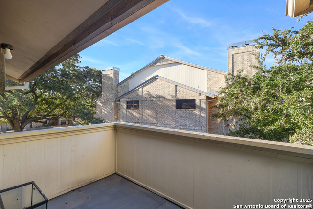 Image 17 of 26 For 11843 Braesview  1110