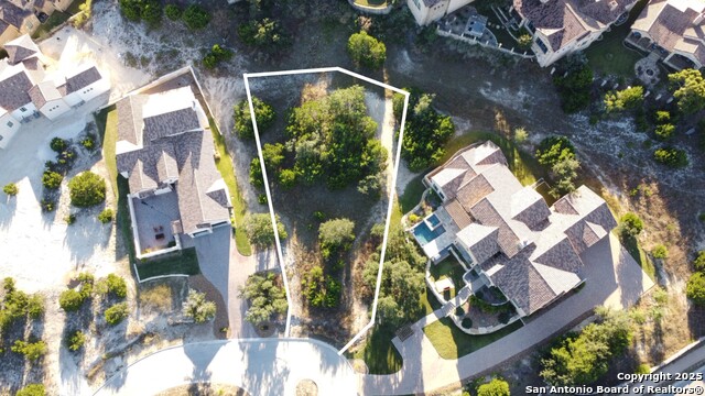 Image 4 of 12 For 64 Tramonto