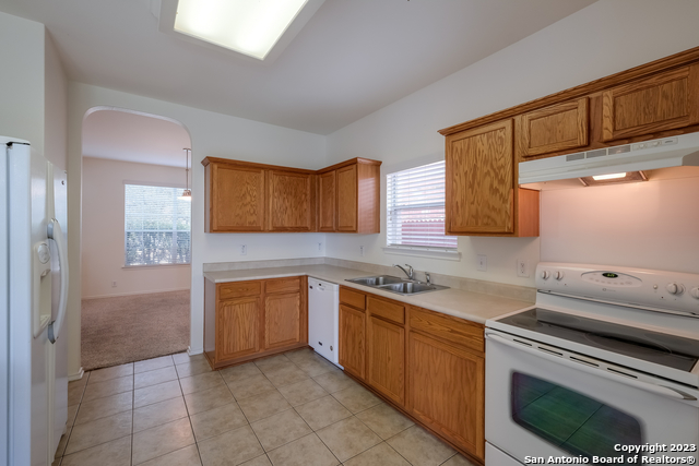 Image 5 of 23 For 13526 Riverbank