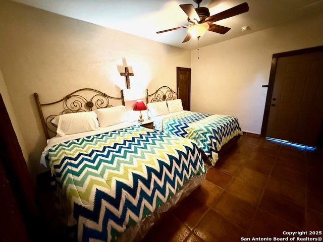 Listing photo id 13 for 584 Tierra Linda