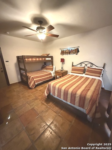 Listing photo id 16 for 584 Tierra Linda