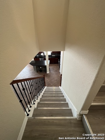 Image 27 of 47 For 25042 Mc Bride Dr