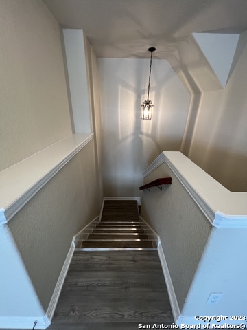 Image 28 of 47 For 25042 Mc Bride Dr