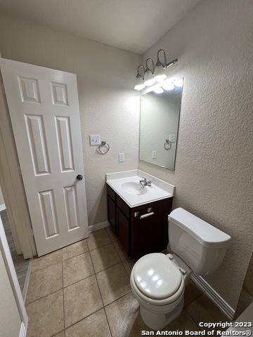 Image 38 of 47 For 25042 Mc Bride Dr