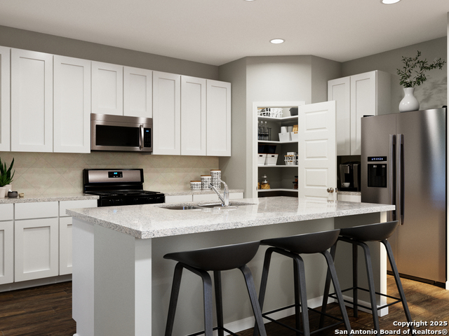 Image 7 of 37 For 8402 Smithers Avenue