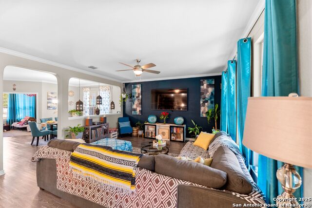 Image 13 of 48 For 5115 Escudero