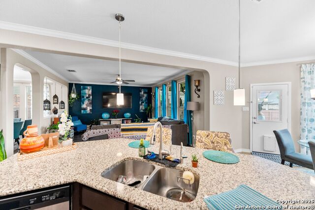 Image 17 of 48 For 5115 Escudero