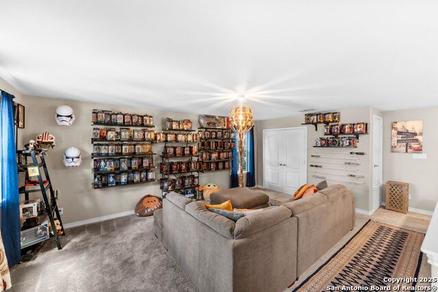 Image 19 of 48 For 5115 Escudero