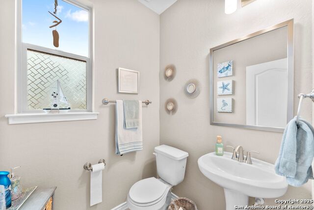 Image 35 of 48 For 5115 Escudero