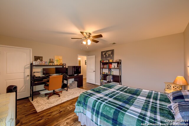 Image 18 of 45 For 132 Blaze Moon