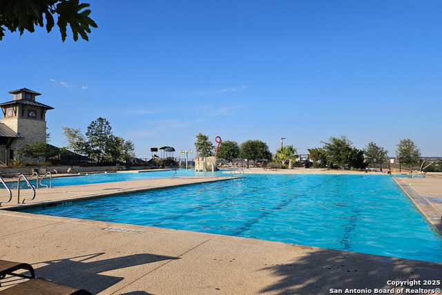 Image 26 of 45 For 132 Blaze Moon