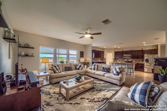 Image 9 of 45 For 132 Blaze Moon