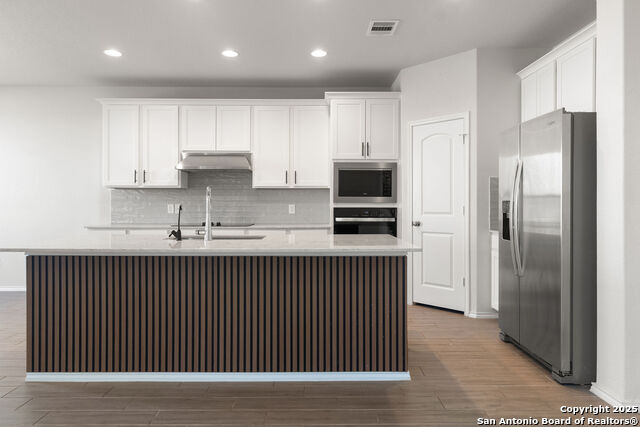 Image 13 of 19 For 4015 Wild Bloom Rd