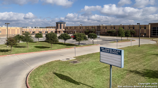 Listing photo id 16 for 12612 Cotorra Springs