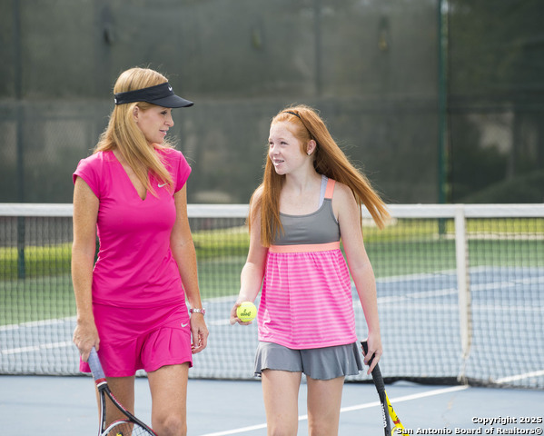 Listing photo id 19 for 12612 Cotorra Springs