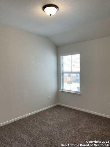 Image 20 of 35 For 2202 Sandlewood Cove  101