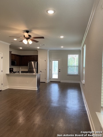 Image 5 of 35 For 2202 Sandlewood Cove  101