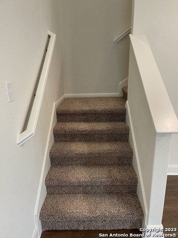 Image 7 of 35 For 2202 Sandlewood Cove  101