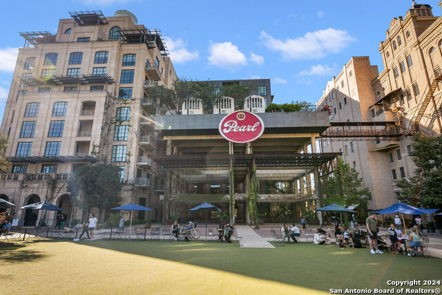 Image 35 of 36 For 719 Locust St E 2109