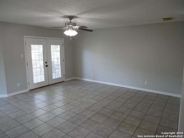 Image 3 of 19 For 3701 Whitefield