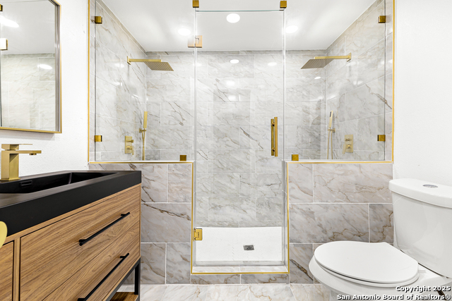 Image 13 of 21 For 530 Kirk Pl