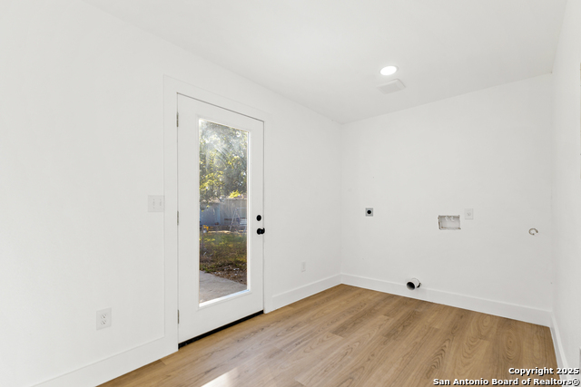 Image 20 of 21 For 530 Kirk Pl