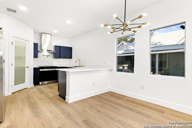 Image 5 of 21 For 530 Kirk Pl