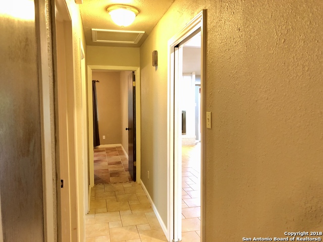 Image 12 of 19 For 4910 Babson St