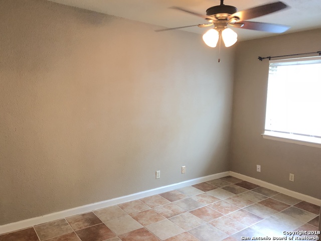 Image 13 of 19 For 4910 Babson St