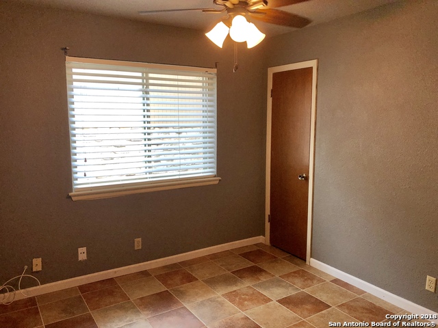 Image 14 of 19 For 4910 Babson St