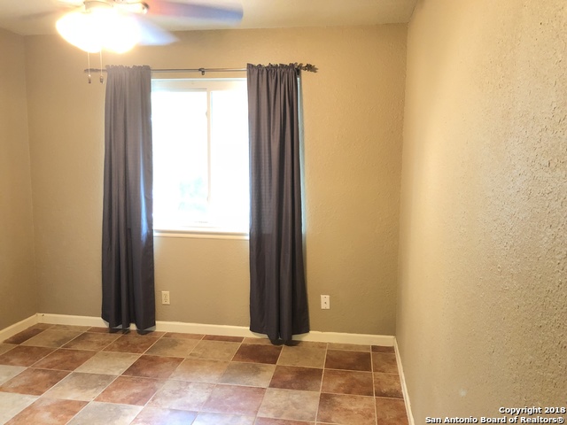 Image 15 of 19 For 4910 Babson St