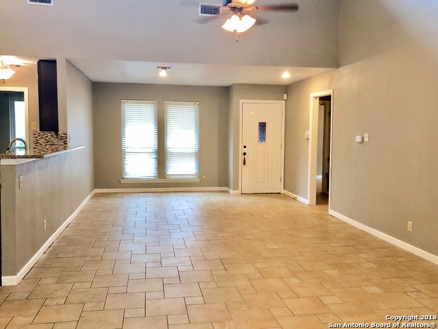 Image 4 of 19 For 4910 Babson St