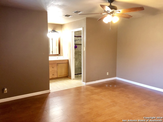 Image 8 of 19 For 4910 Babson St