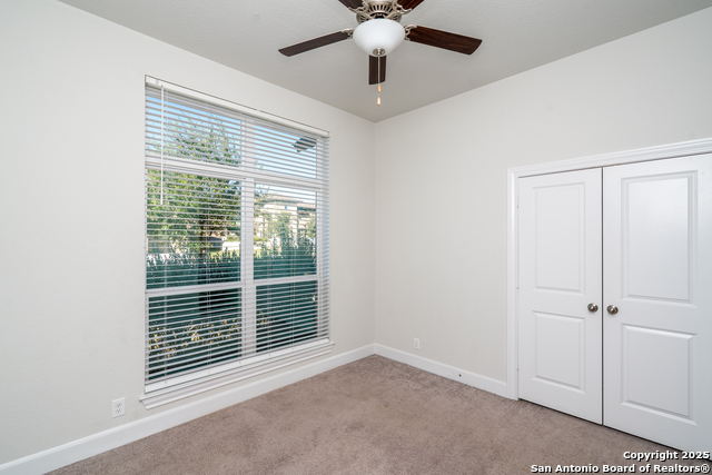 Listing photo id 31 for 22912 Grande