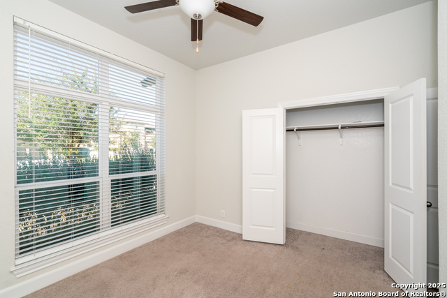 Listing photo id 32 for 22912 Grande