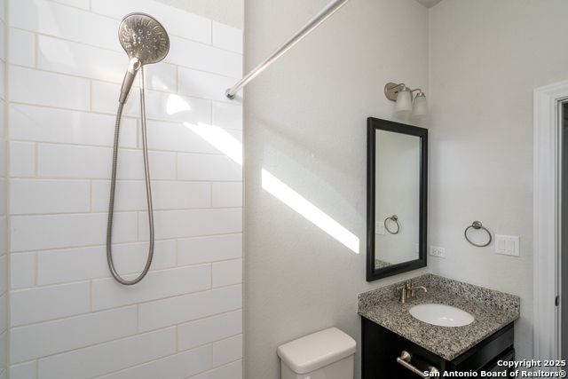 Listing photo id 34 for 22912 Grande