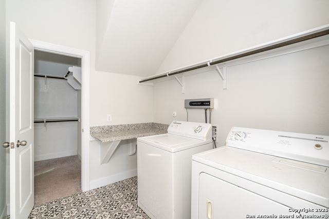 Listing photo id 38 for 22912 Grande