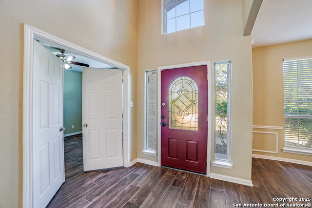 Image 4 of 25 For 9918 Alms Park