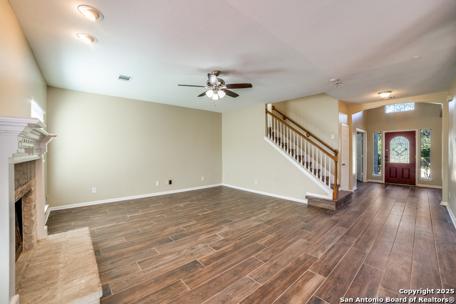 Image 5 of 25 For 9918 Alms Park