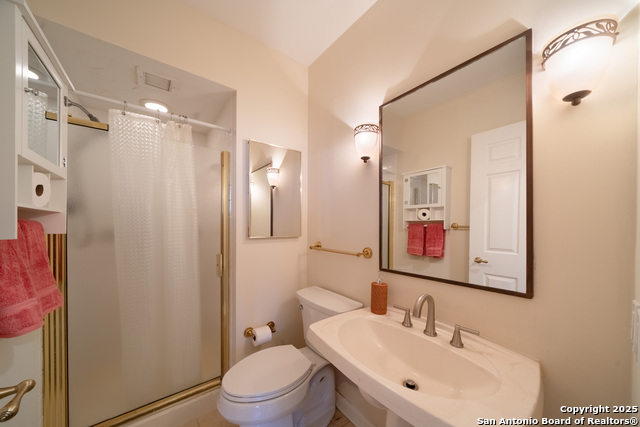 Image 11 of 20 For 1 Towers Park  2205