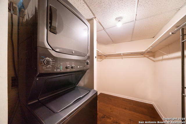 Image 13 of 20 For 1 Towers Park  2205