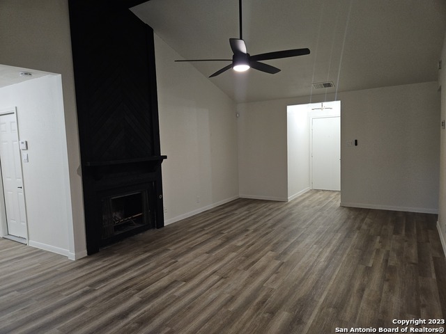 Image 8 of 29 For 5127 Timberbranch