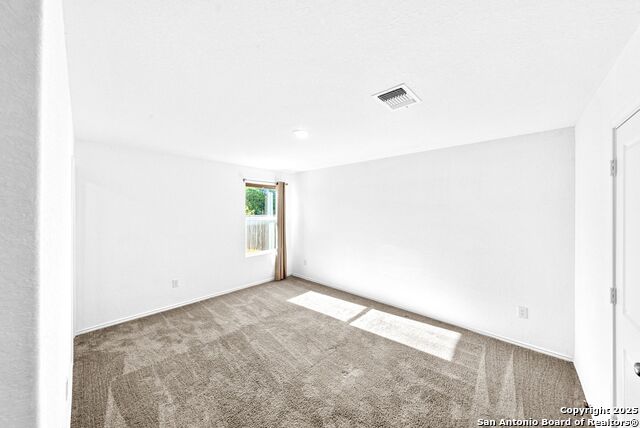 Image 18 of 38 For 6838 Grand Valley