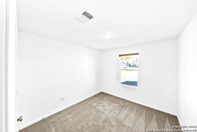 Image 25 of 38 For 6838 Grand Valley