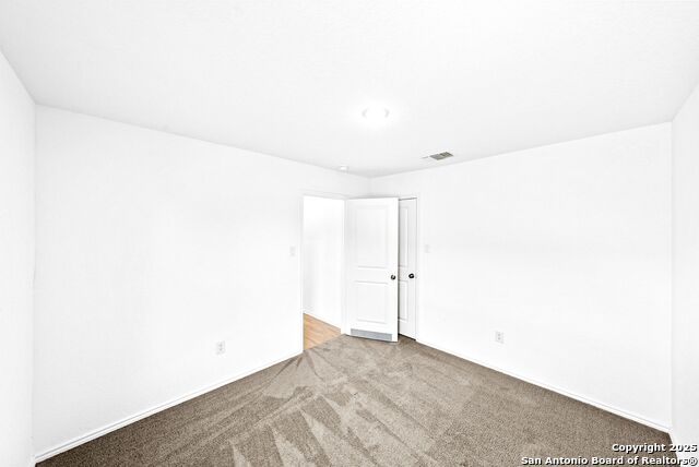 Image 29 of 38 For 6838 Grand Valley