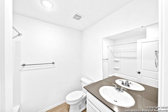 Image 31 of 38 For 6838 Grand Valley