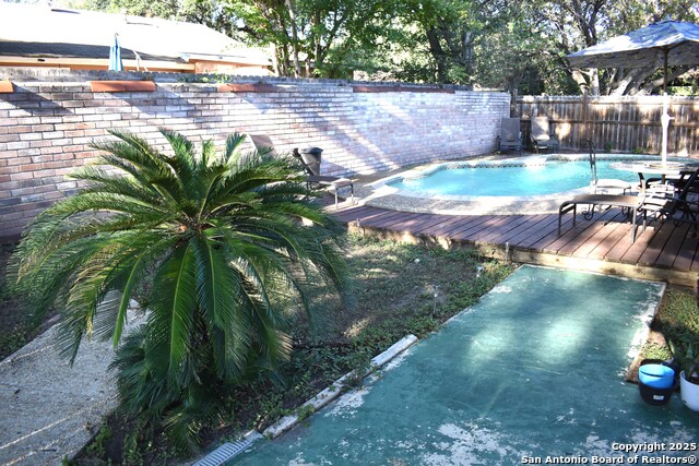 Image 24 of 25 For 6819 Heatherbrook